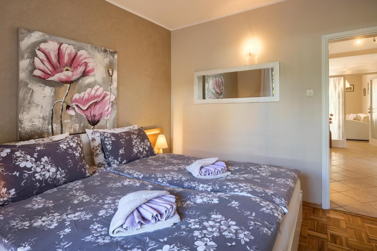 Opatic Apartment *